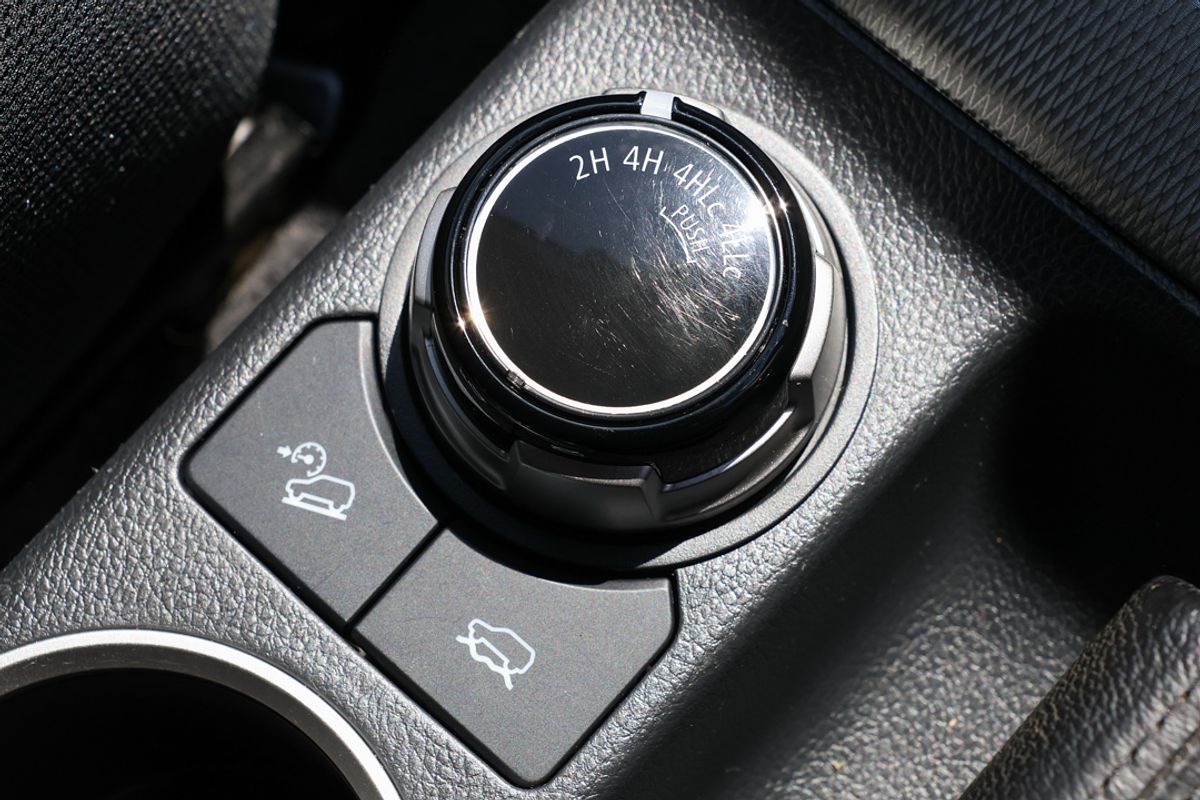 2023 Mitsubishi Triton GLS MR 4X4