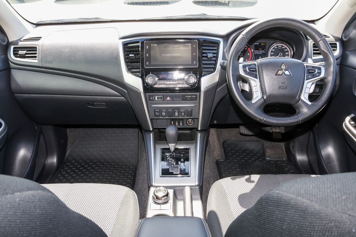 2023 Mitsubishi Triton GLS MR 4X4
