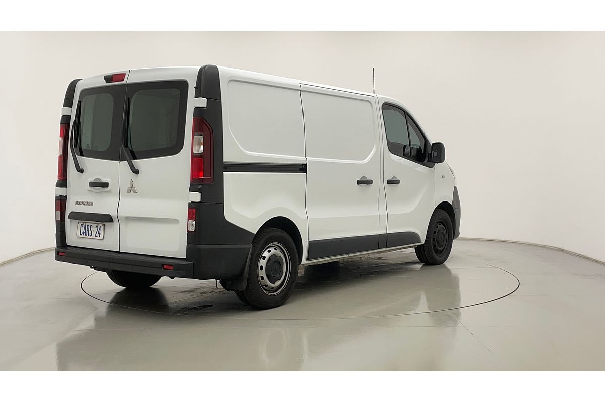 2020 Mitsubishi Express GLX SN LWB