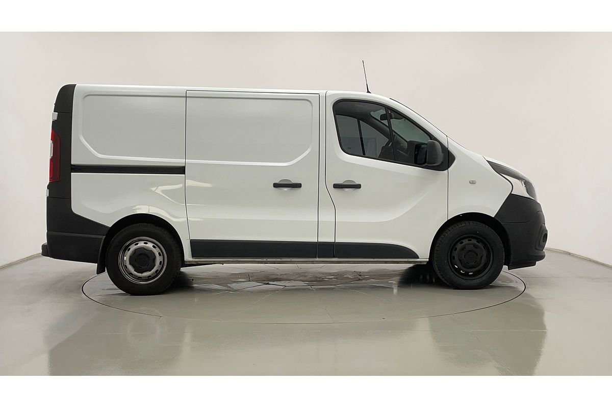 2020 Mitsubishi Express GLX SN LWB