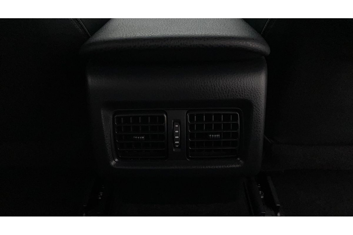 2020 Toyota Camry Ascent AXVH71R