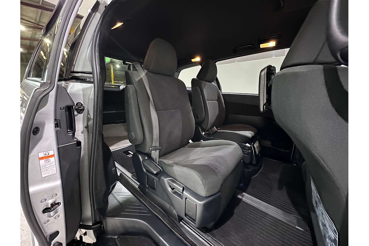 2019 Toyota Estima Aeras Smart ACR50W