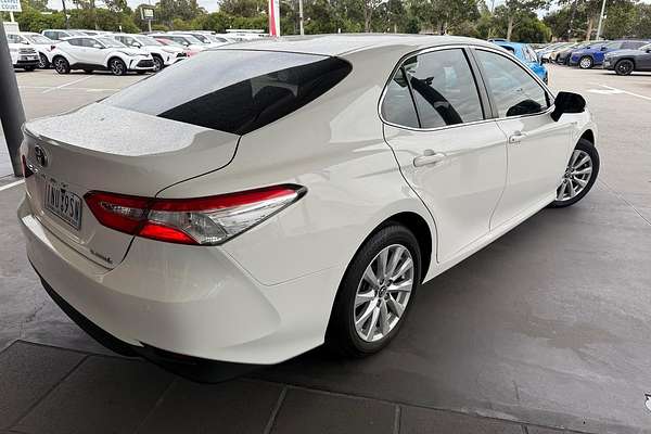 2018 Toyota Camry Ascent AXVH71R