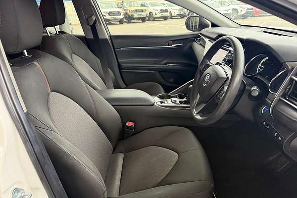 2018 Toyota Camry Ascent AXVH71R