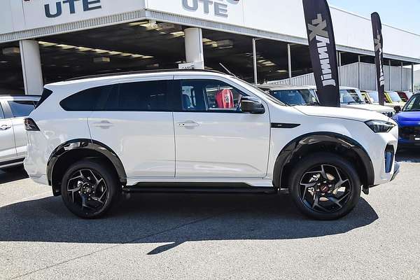 2025 Isuzu MU-X X-TERRAIN