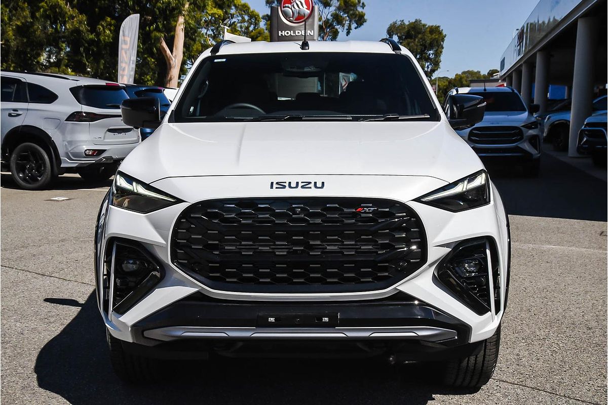2025 Isuzu MU-X X-TERRAIN
