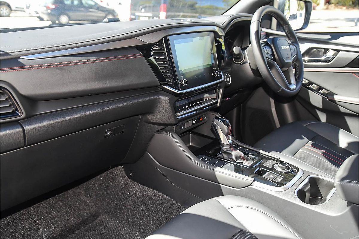 2025 Isuzu MU-X X-TERRAIN