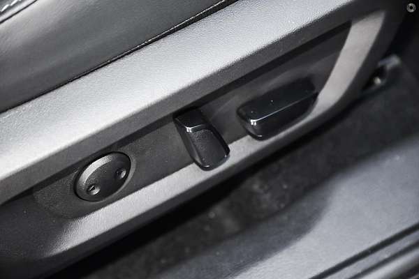 2025 Mitsubishi Outlander PHEV Exceed ZM