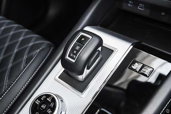 2025 Mitsubishi Outlander PHEV Exceed ZM