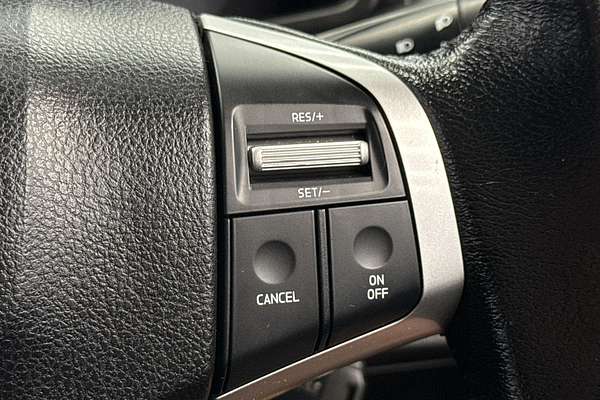 2017 Isuzu D-MAX SX 4X4