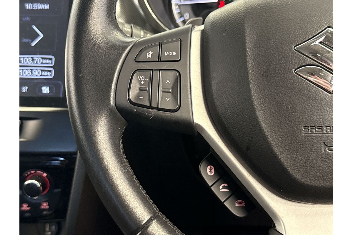 2022 Suzuki Vitara Turbo Shadow LY Series II