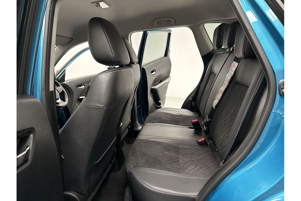 2022 Suzuki Vitara Turbo Shadow LY Series II