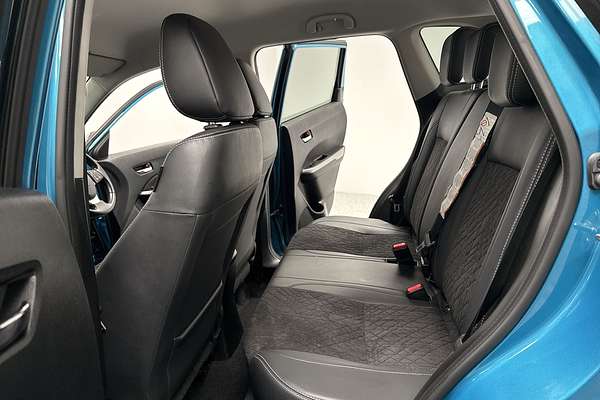 2022 Suzuki Vitara Turbo Shadow LY Series II