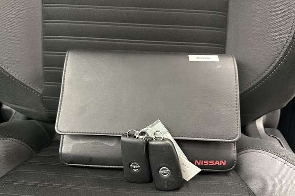 2021 Nissan Navara ST D23 4X4