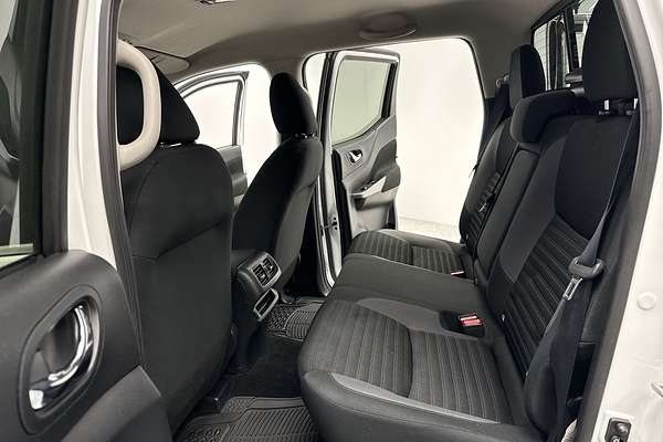 2021 Nissan Navara ST D23 4X4