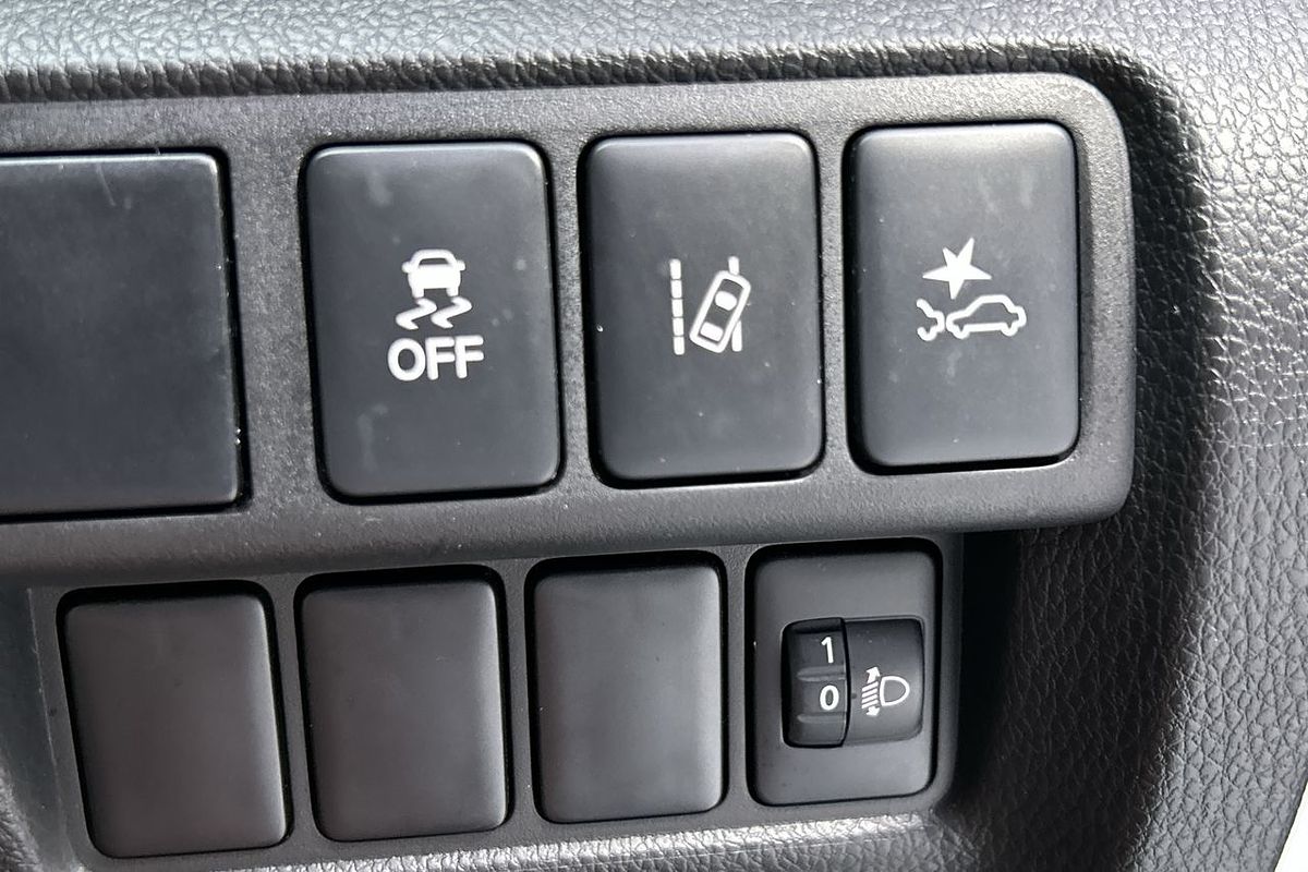 2023 Mitsubishi Eclipse Cross ES YB
