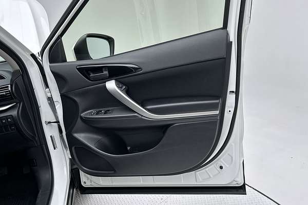 2023 Mitsubishi Eclipse Cross ES YB