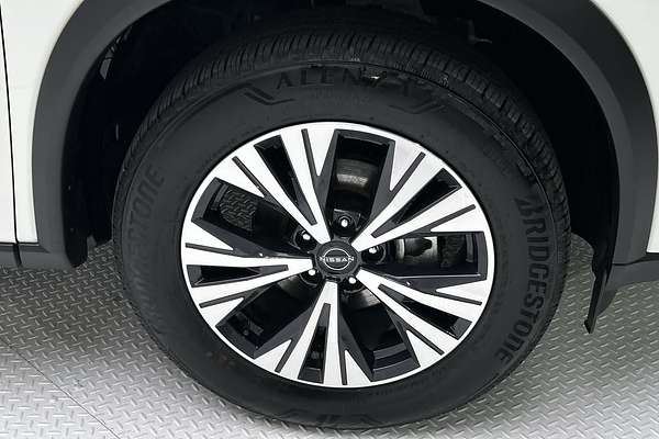 2023 Nissan X-TRAIL ST-L T33