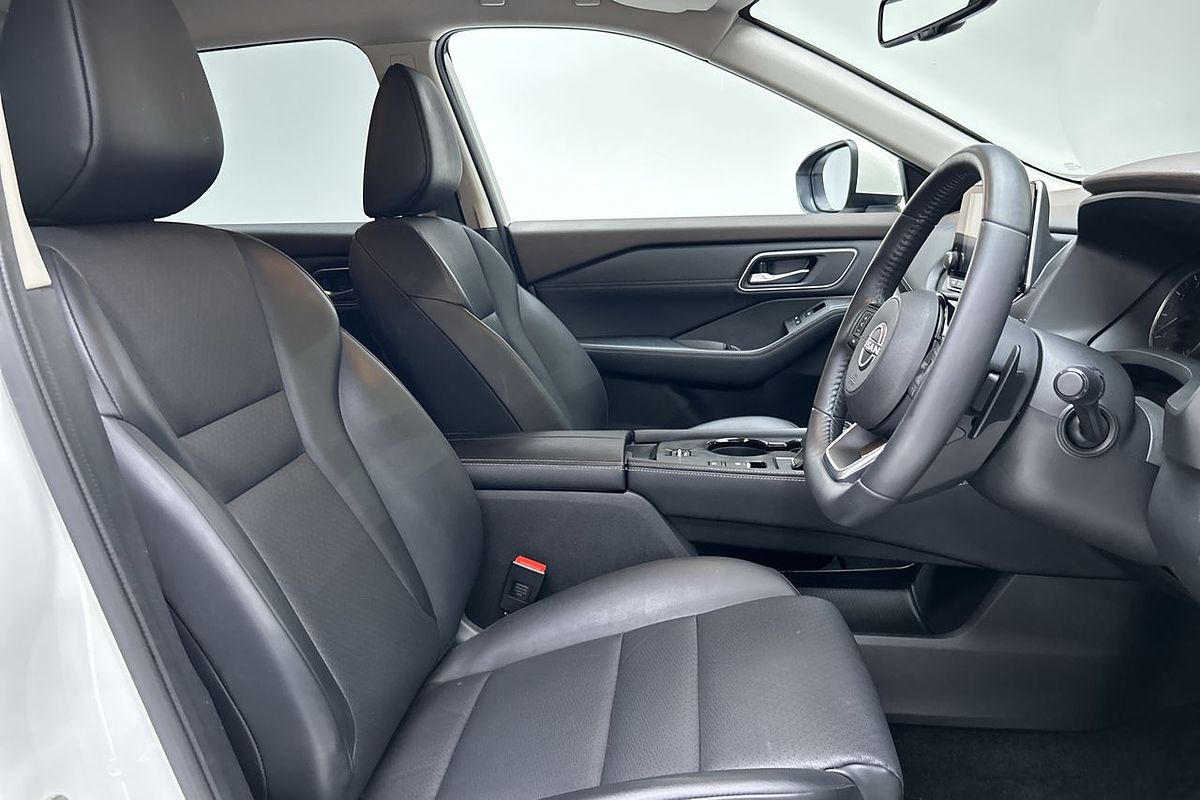 2023 Nissan X-TRAIL ST-L T33