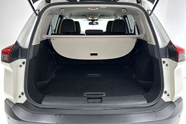 2023 Nissan X-TRAIL ST-L T33