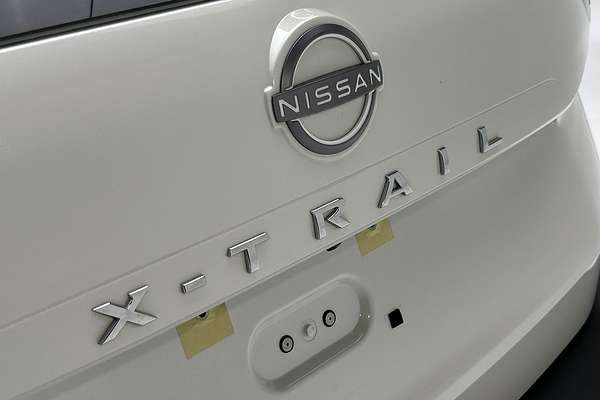 2023 Nissan X-TRAIL ST-L T33