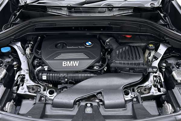 2016 BMW X1 sDrive20i F48