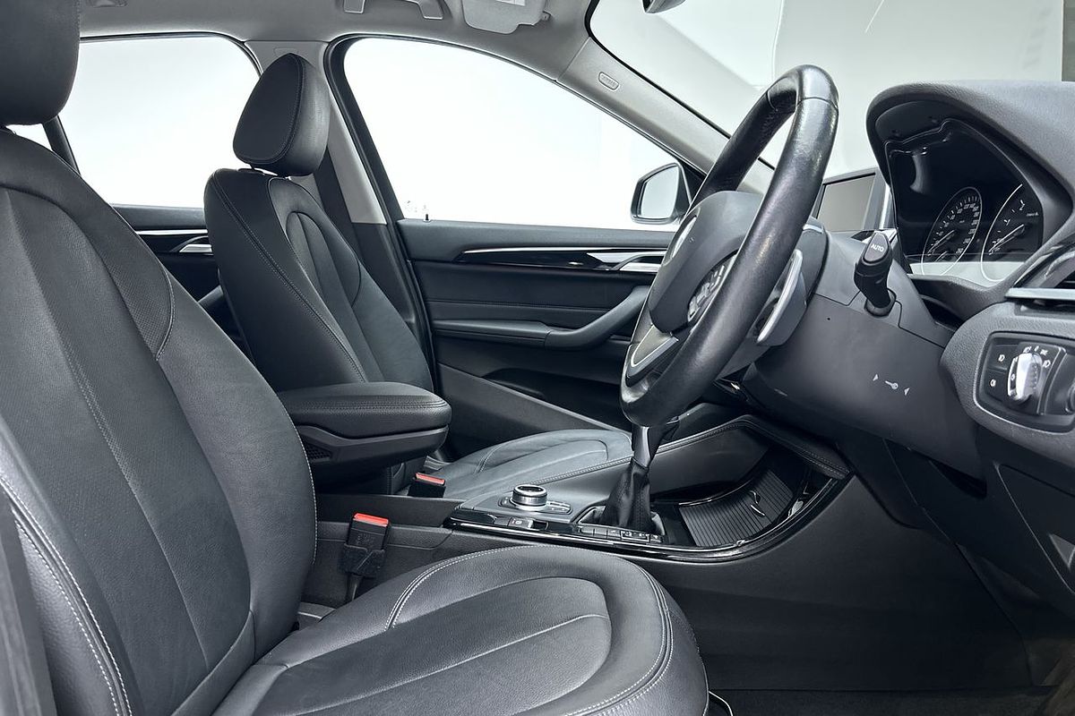 2016 BMW X1 sDrive20i F48