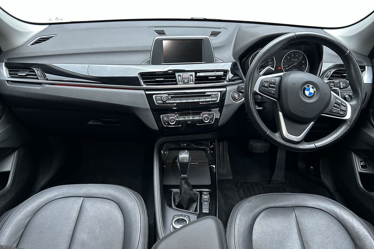 2016 BMW X1 sDrive20i F48
