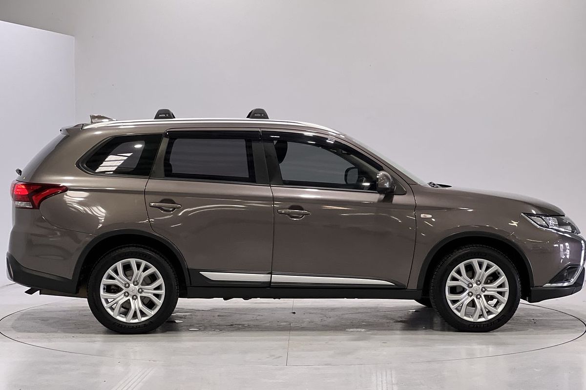 2019 Mitsubishi Outlander ES ZL