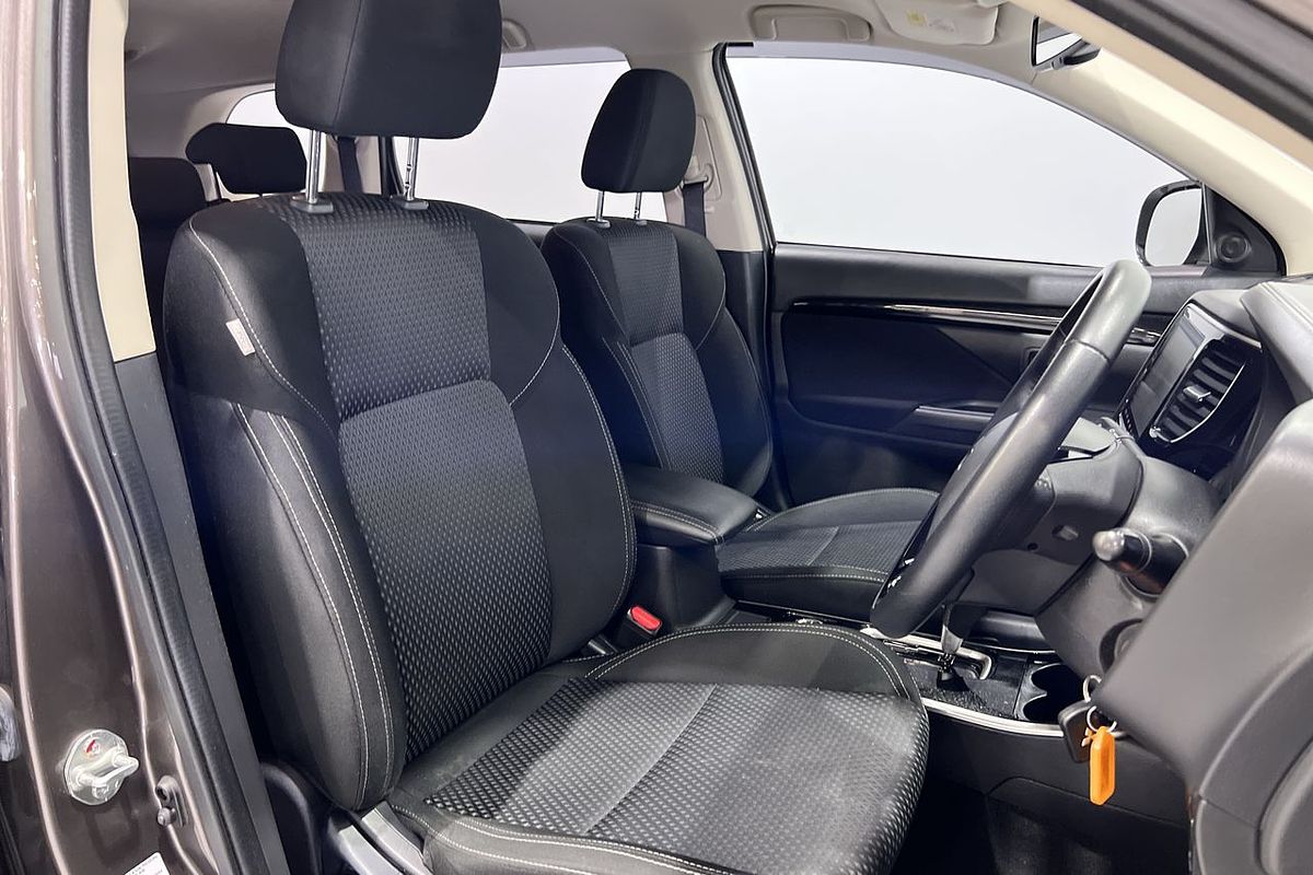 2019 Mitsubishi Outlander ES ZL