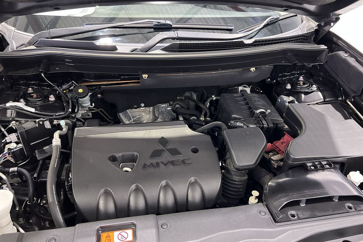 2019 Mitsubishi Outlander ES ZL