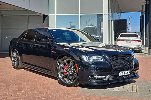 2016 Chrysler 300 SRT LX