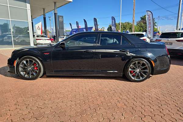 2016 Chrysler 300 SRT LX