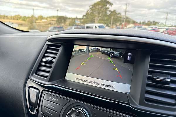 2020 Nissan Pathfinder ST R52 Series III