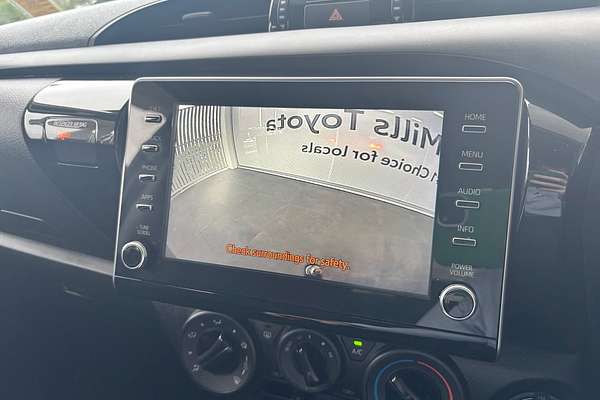 2022 Toyota Hilux