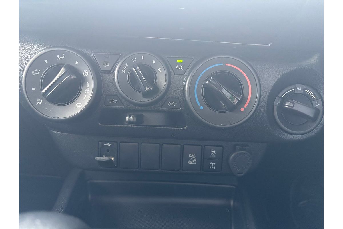 2022 Toyota Hilux