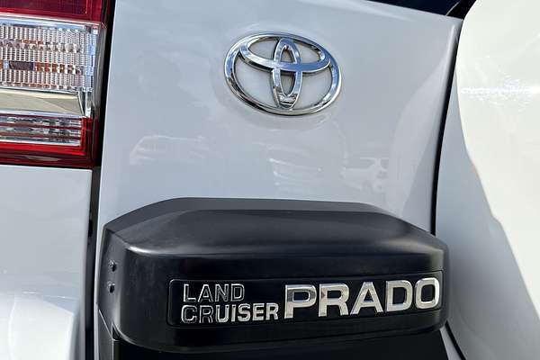 2017 Toyota Landcruiser Prado GXL GDJ150R