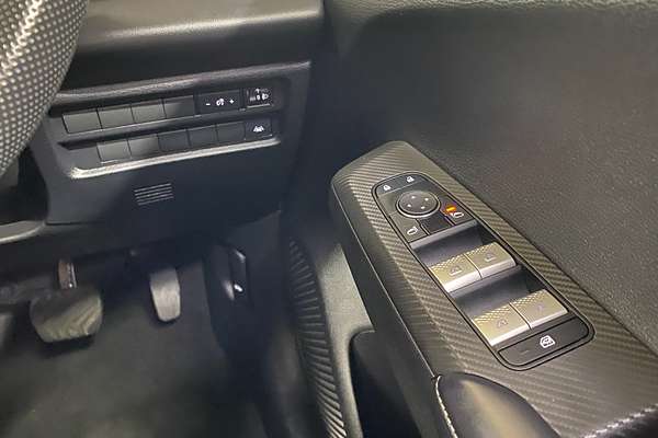 2024 Mitsubishi Outlander ES ZM