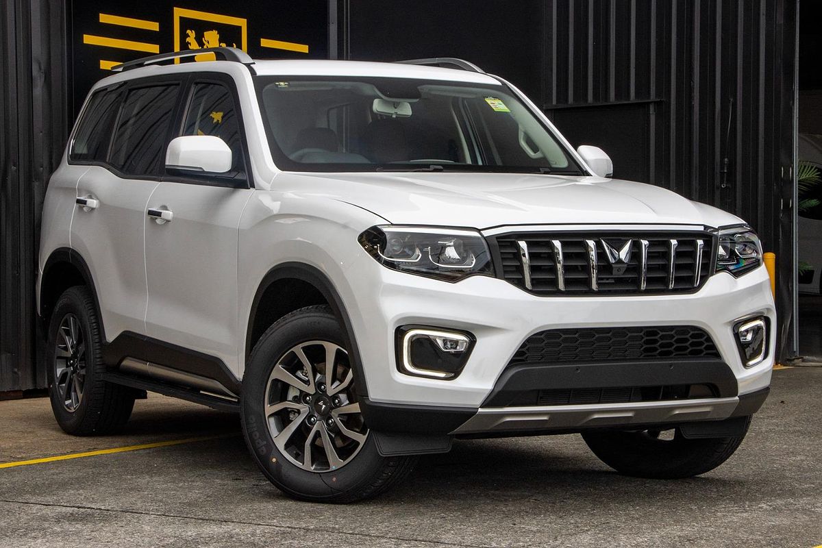 2024 Mahindra Scorpio Z8L