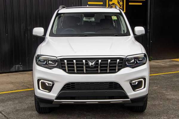 2024 Mahindra Scorpio Z8L