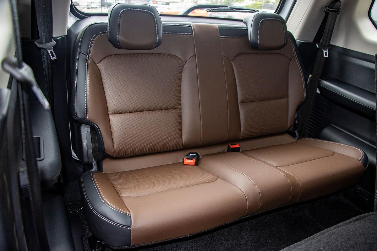 2024 Mahindra Scorpio Z8L