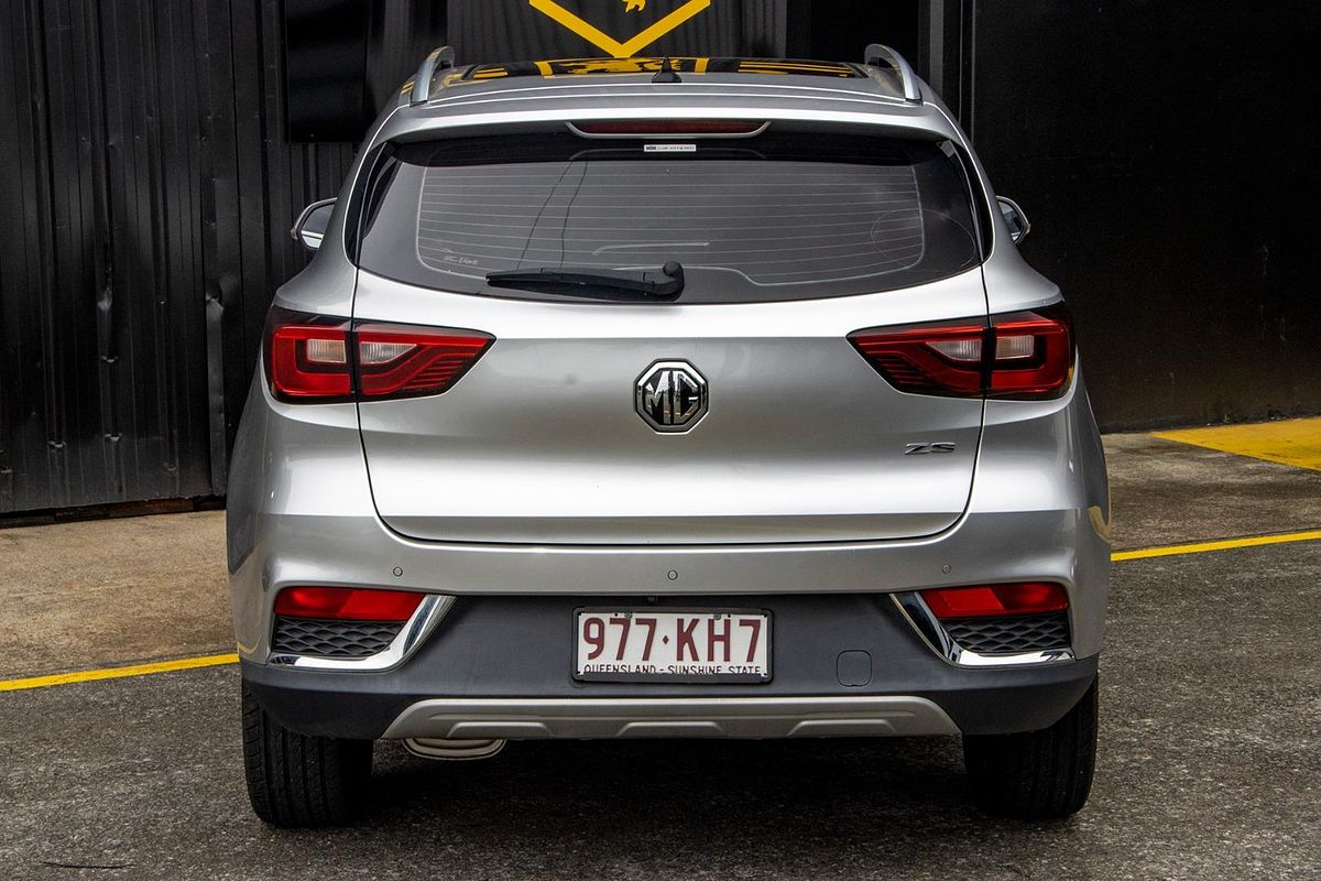 2020 MG ZS Essence AZS1