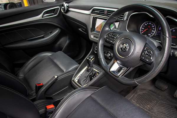 2020 MG ZS Essence AZS1