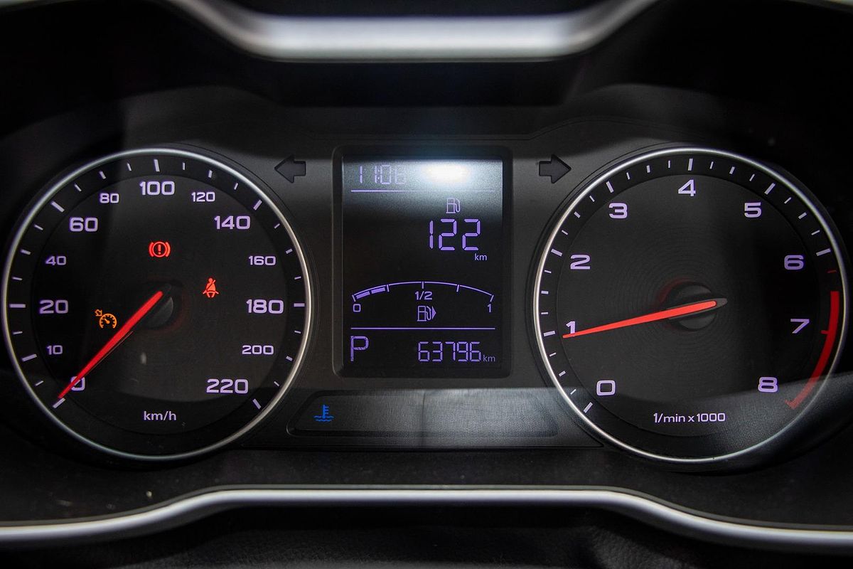 2020 MG ZS Essence AZS1