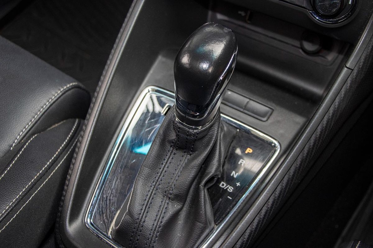 2020 MG ZS Essence AZS1