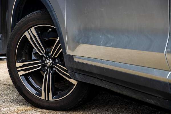 2020 MG ZS Essence AZS1