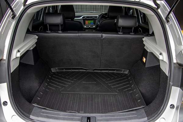 2020 MG ZS Essence AZS1