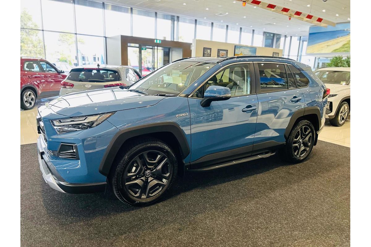 2023 Toyota RAV4 Edge AXAH54R