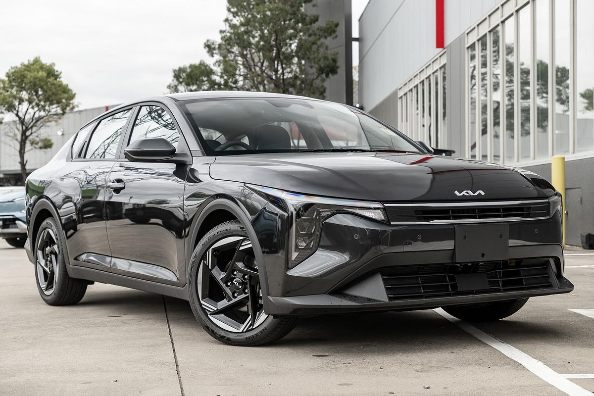 2025 Kia K4 Sport CL4m