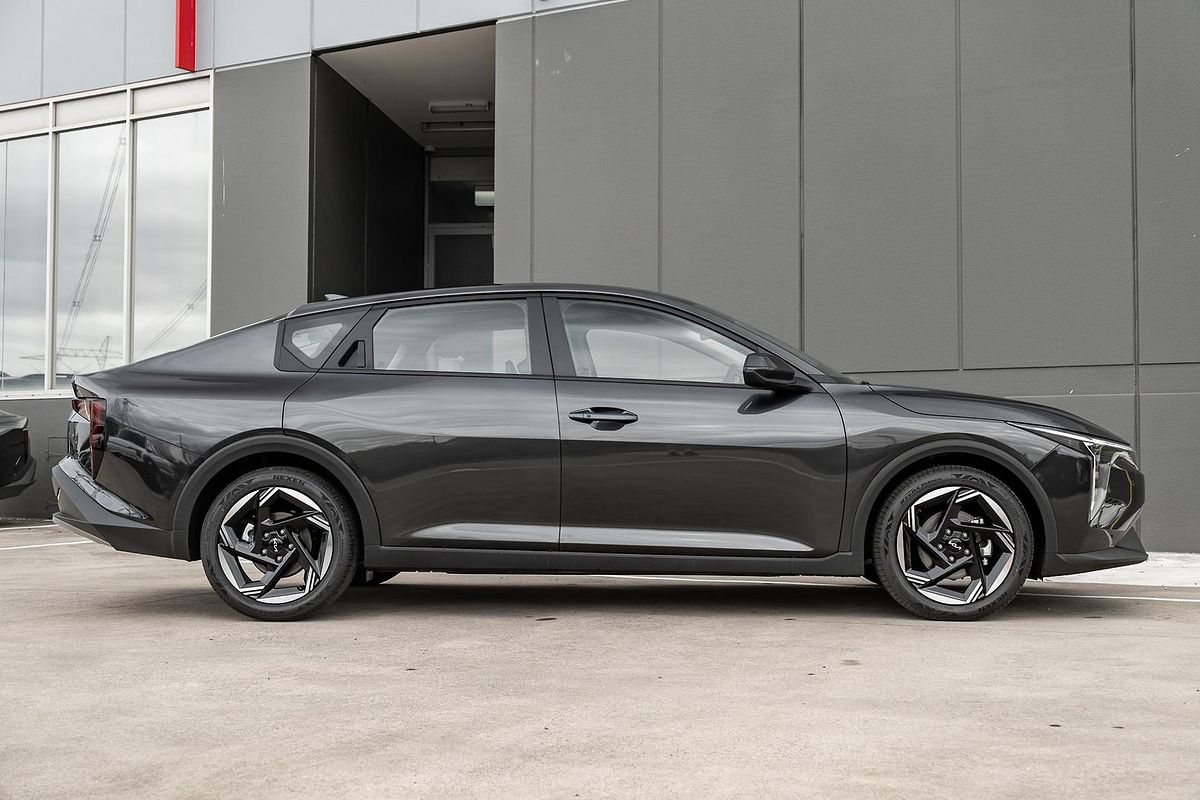 2025 Kia K4 Sport CL4m